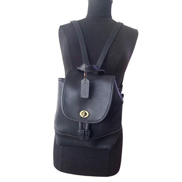 Coach Handbags - Coach Vintage Mini Backpack 9960 Black Glove Tanned Leather Brass Turnlock '96